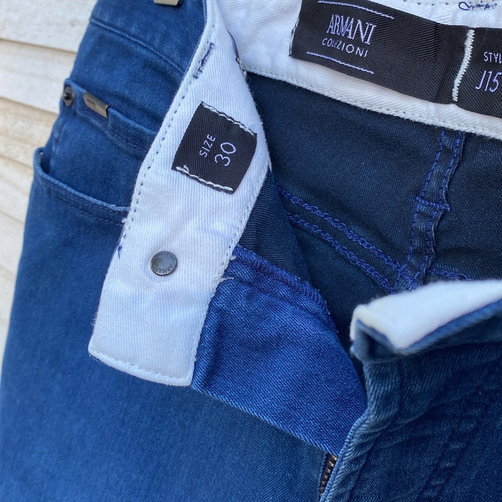 Armani Collezioni Mens Jeans Style J15. Size 30X28 - Picture 8 of 16